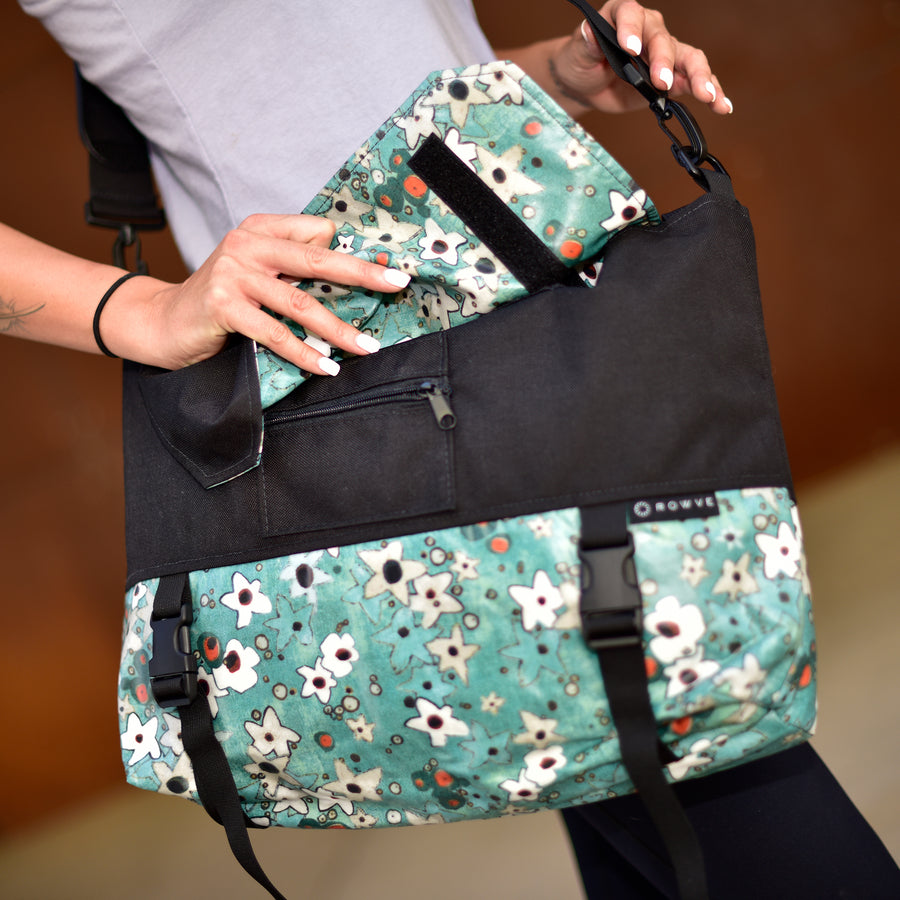 Go Anywhere Bag, Turquoise Flower