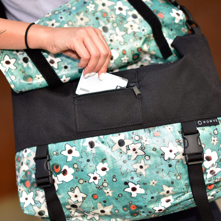 Go Anywhere Bag, Turquoise Flower